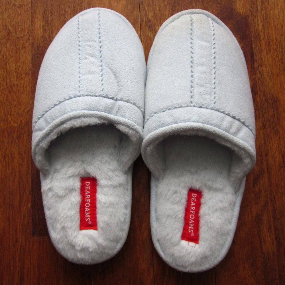 NWOT Dearfoams - Baby Blue Slippers